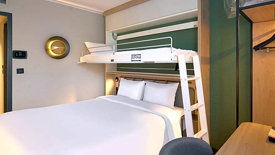 Campanile Paris Ouest - Pont De Suresnes