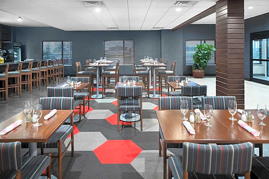 Four Points by Sheraton Oklahoma City Airport