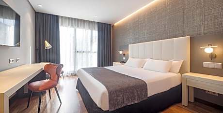 Double Room with Extra Bed (2 Adults + 1 Child)