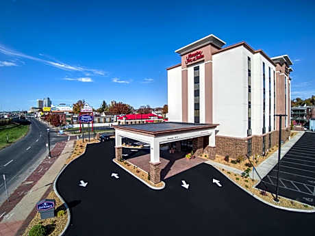 Hampton Inn By Hilton & Suites Springfield/Downtown