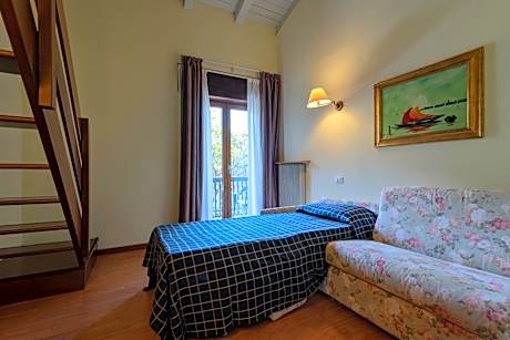 Family Room - Split Level