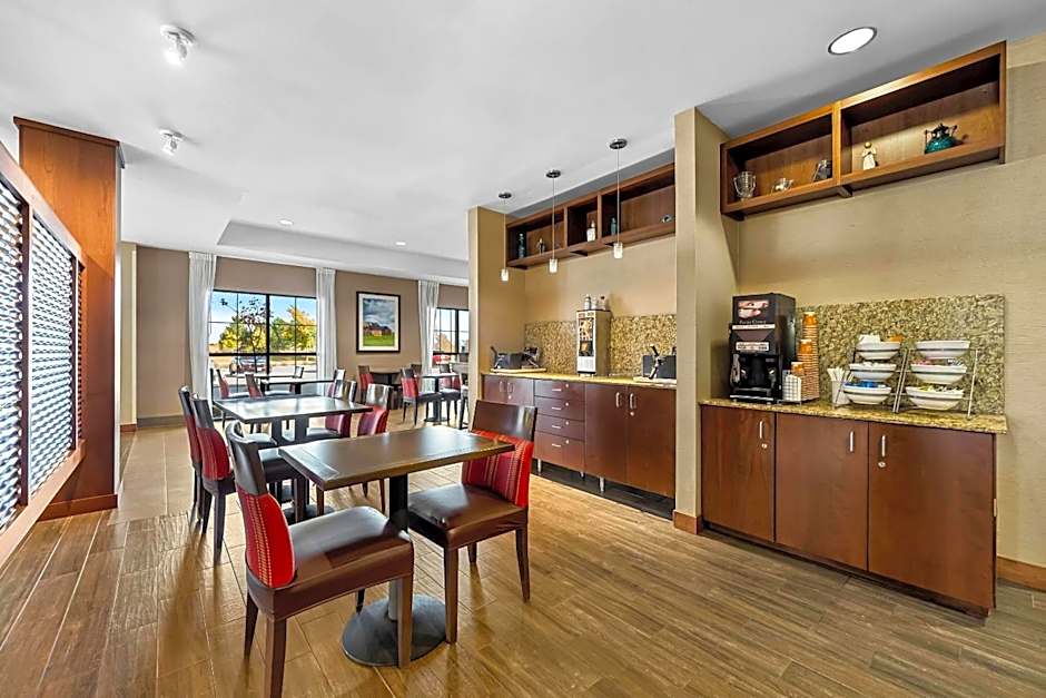 Comfort Inn & Suites West - Medical Center