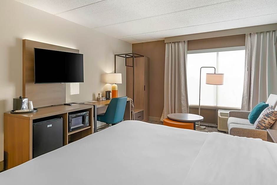 Comfort Inn & Suites Watertown - 1000 Islands