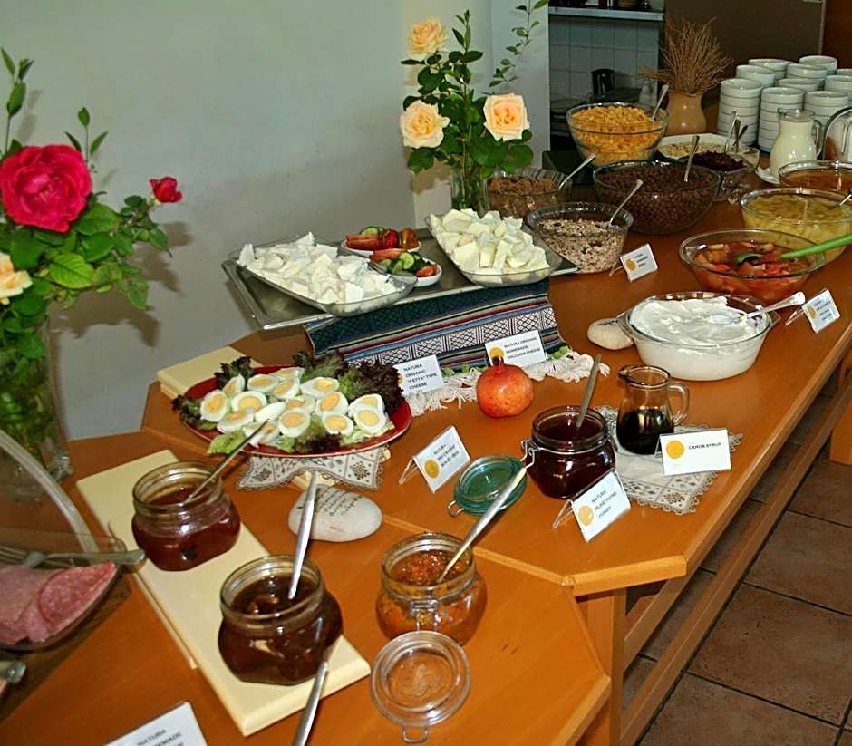 Natura Beach Hotel And Villas