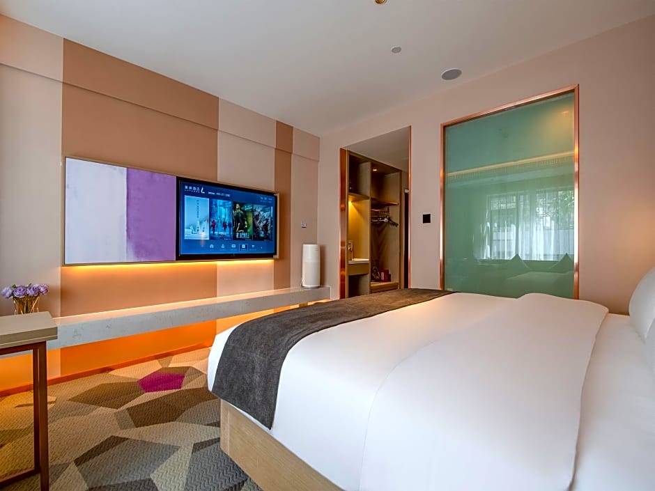 Lavande Hotel Kunming  West Mountain Wanda Plaza