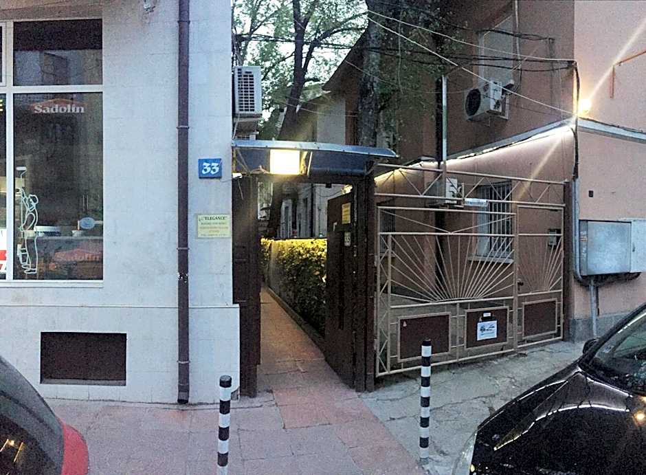 Elegance on a Budget - Rooms for Rent in Sofia Center
