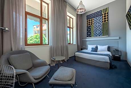 Double or Twin Room with City View
