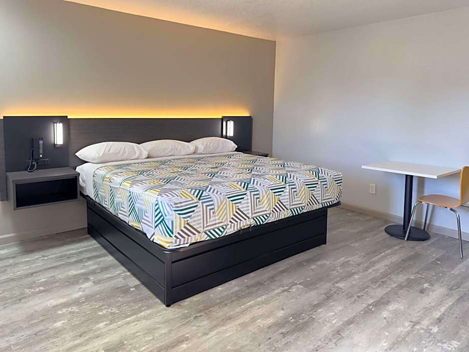 Motel 6-Dyersburg, TN