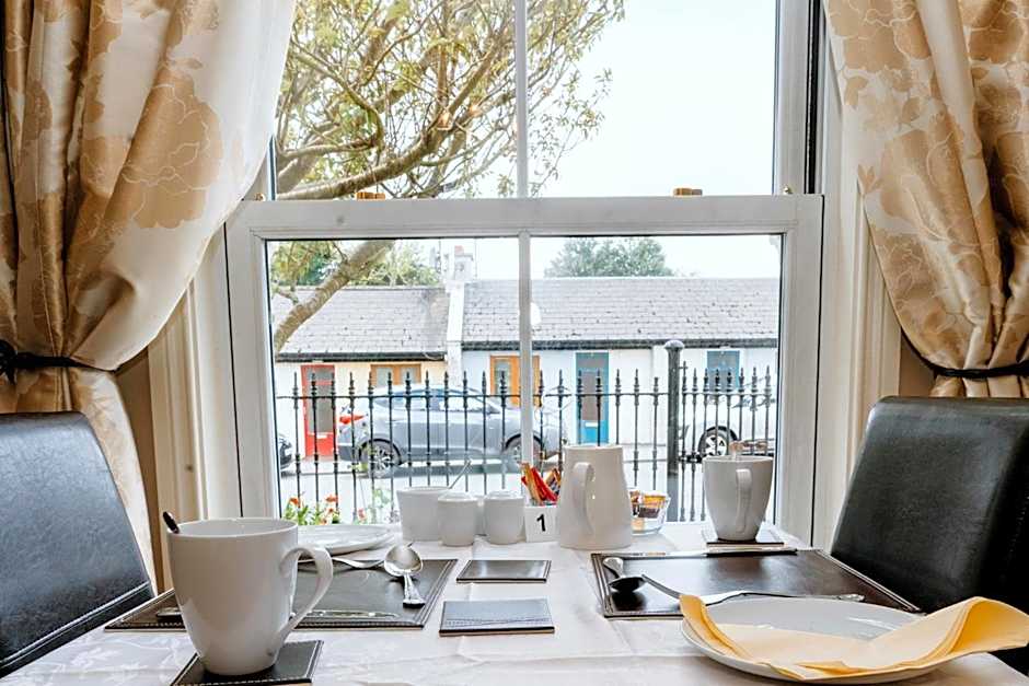 Plougastel House B&B