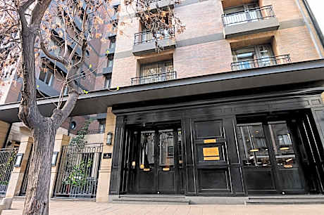 The Singular Santiago