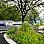 Brookside Motel & Cabins