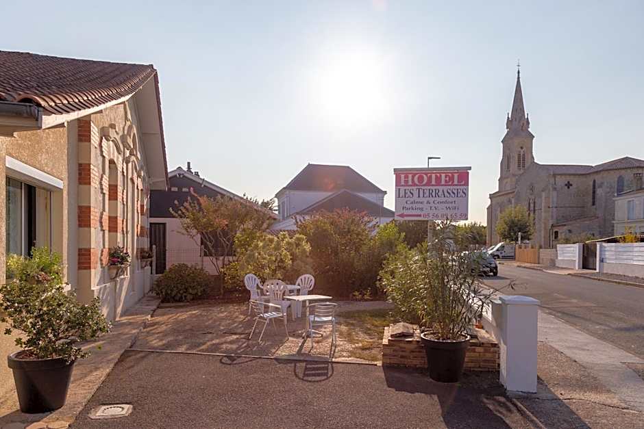 Hôtel LES TERRASSES