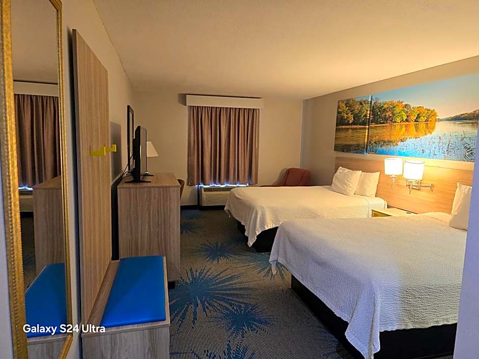 Days Inn & Suites by Wyndham Cuba