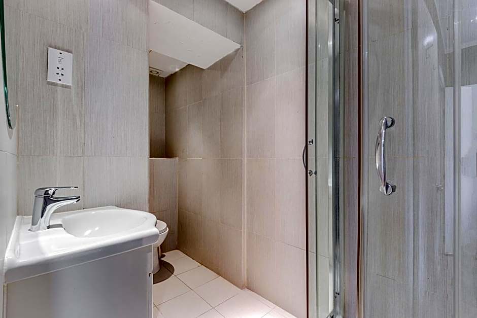 1 Lexham Gardens Hotel