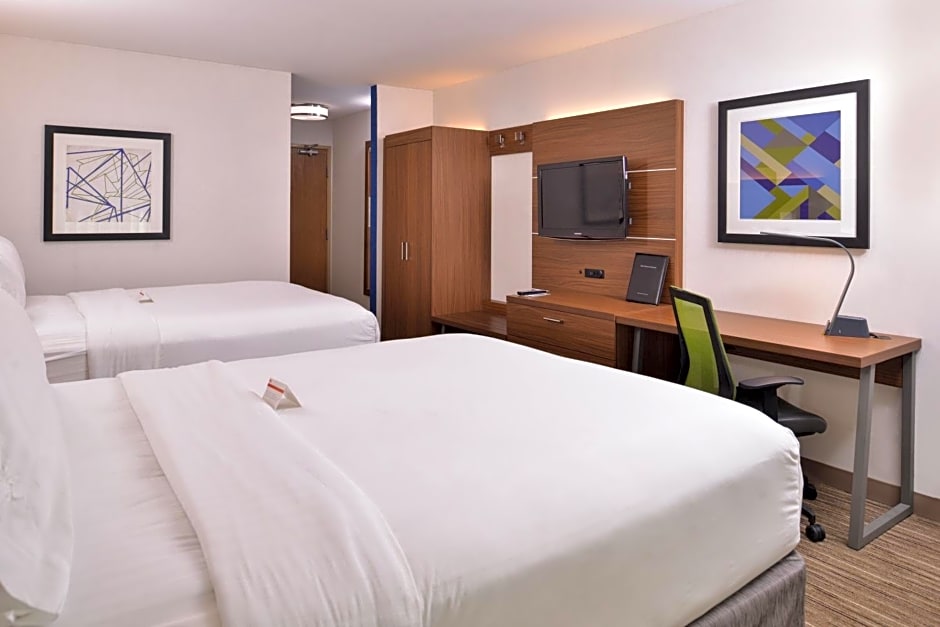 Holiday Inn Express Hotel & Suites Lacey