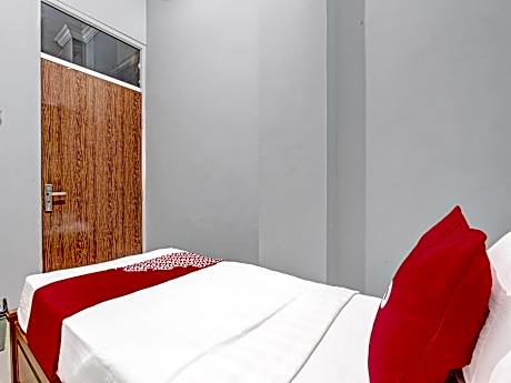 Standard Single Rooms