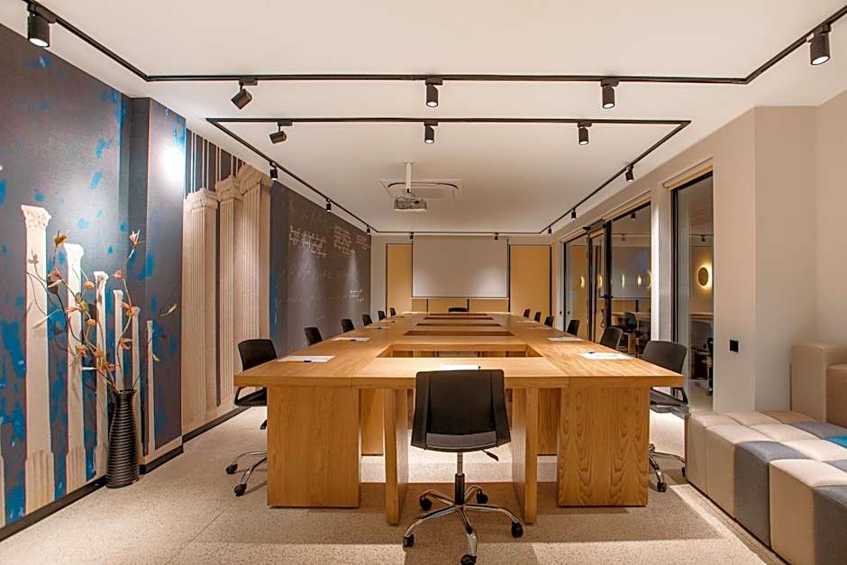 Urban Boutique Hotel