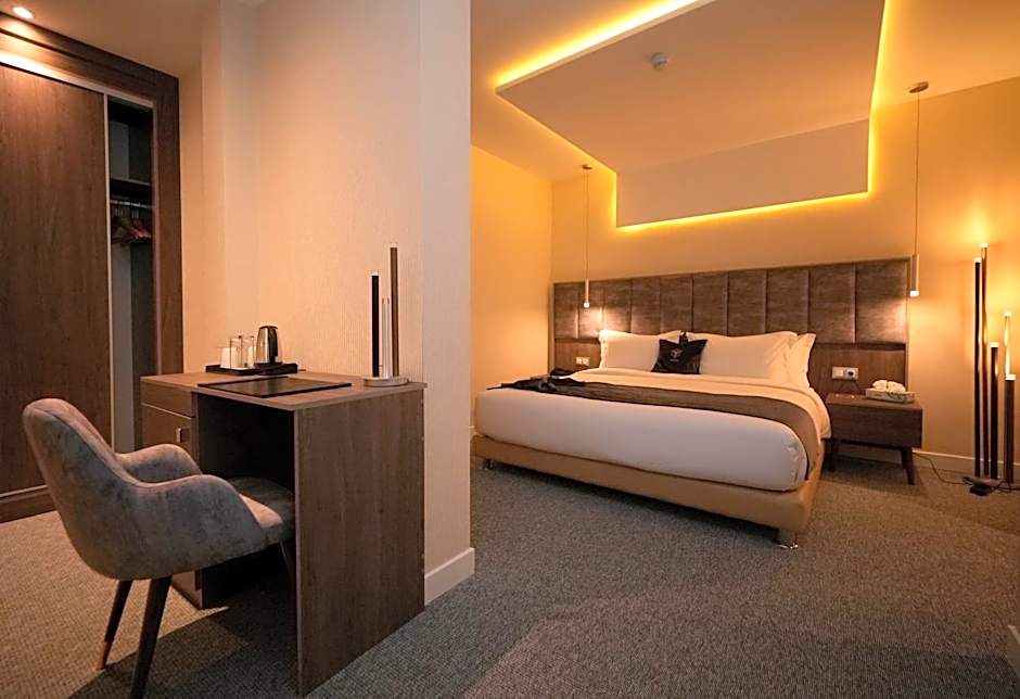 AD Hotel Pont D'Hydra