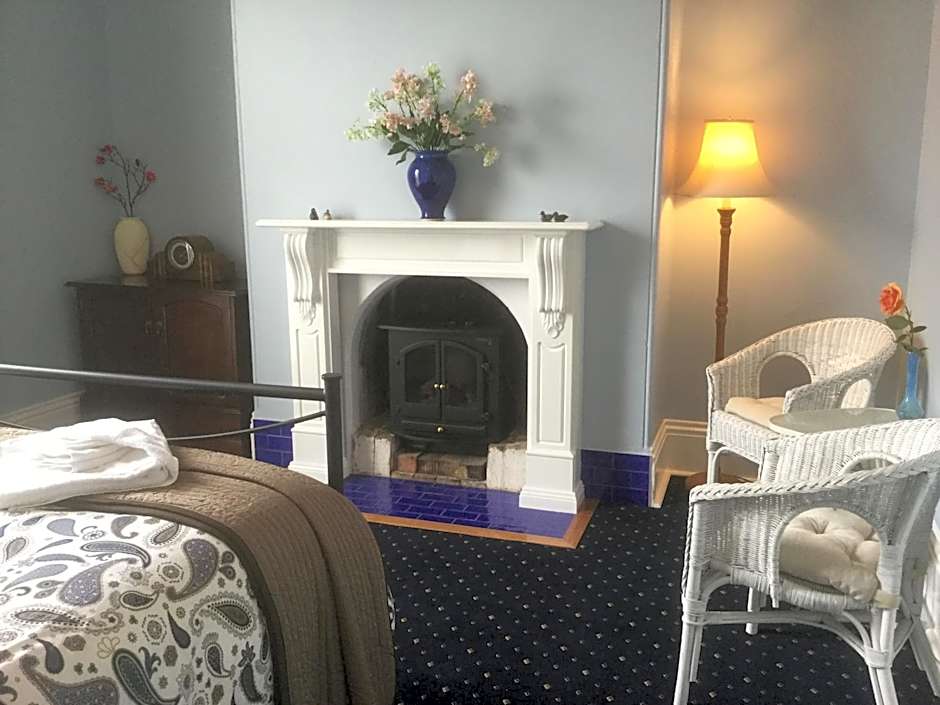 The Bank Guesthouse Glen Innes