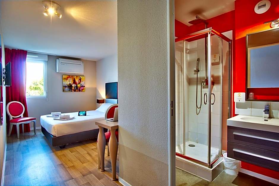 Adonis Hotel Bayonne