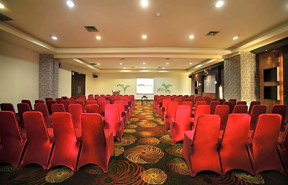 Aston Pontianak Hotel And Convention Center