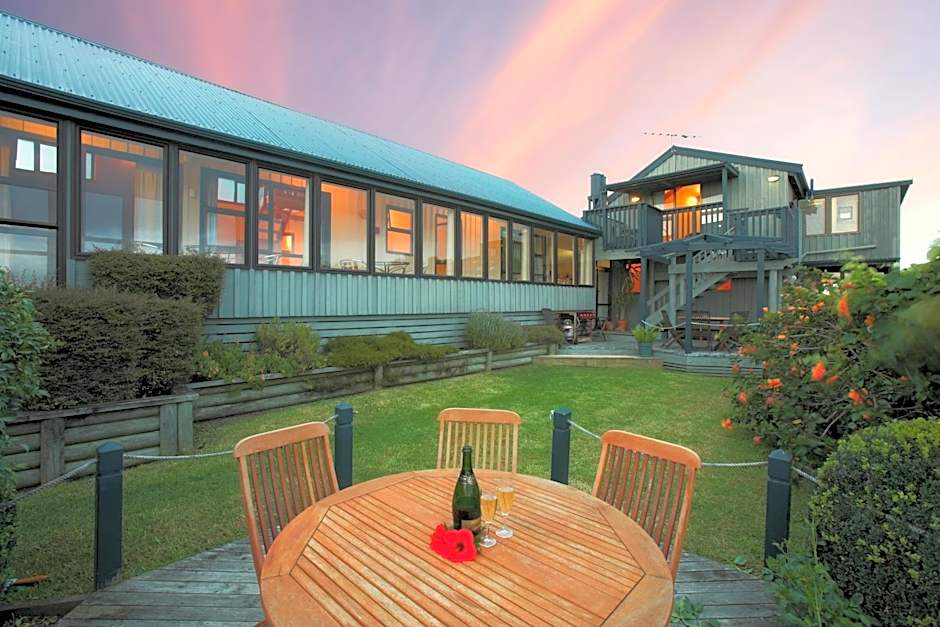 Waiheke Island Tawa Lodge - Adults Only
