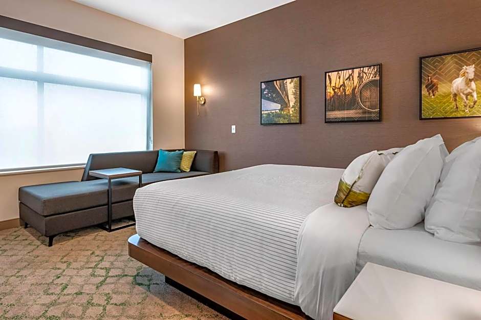 Cambria Hotel Louisville Downtown-Whiskey Row