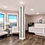 Gold Coast Inn ⁀➷ Breathtaking Sunsets ➠ Standard Lake View Room ➠ 106