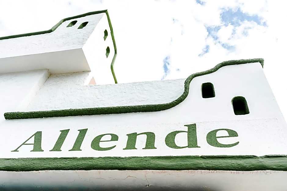 Hotel Allende