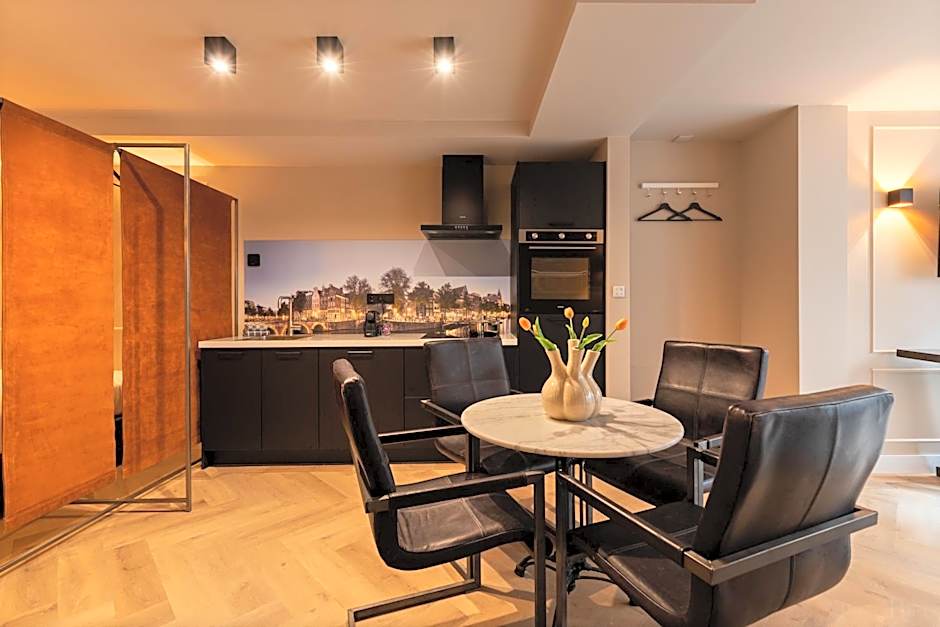 Midtown Hotel Royal Room