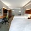 Holiday Inn Express Hotel & Suites Smyrna-Nashville Area