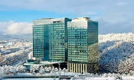 DoubleTree By Hilton Seoul Pangyo