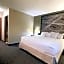 Super 8 by Wyndham St Charles