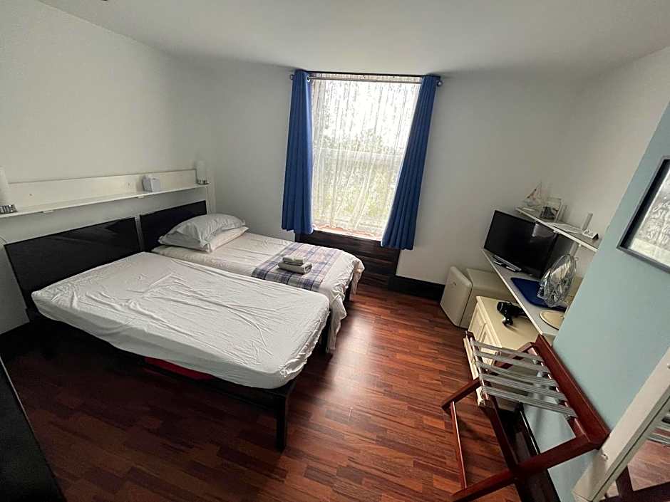 Breeze Guest House