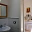 Cathedral View Apartment Noto, Historic Center, Steps from Duomo