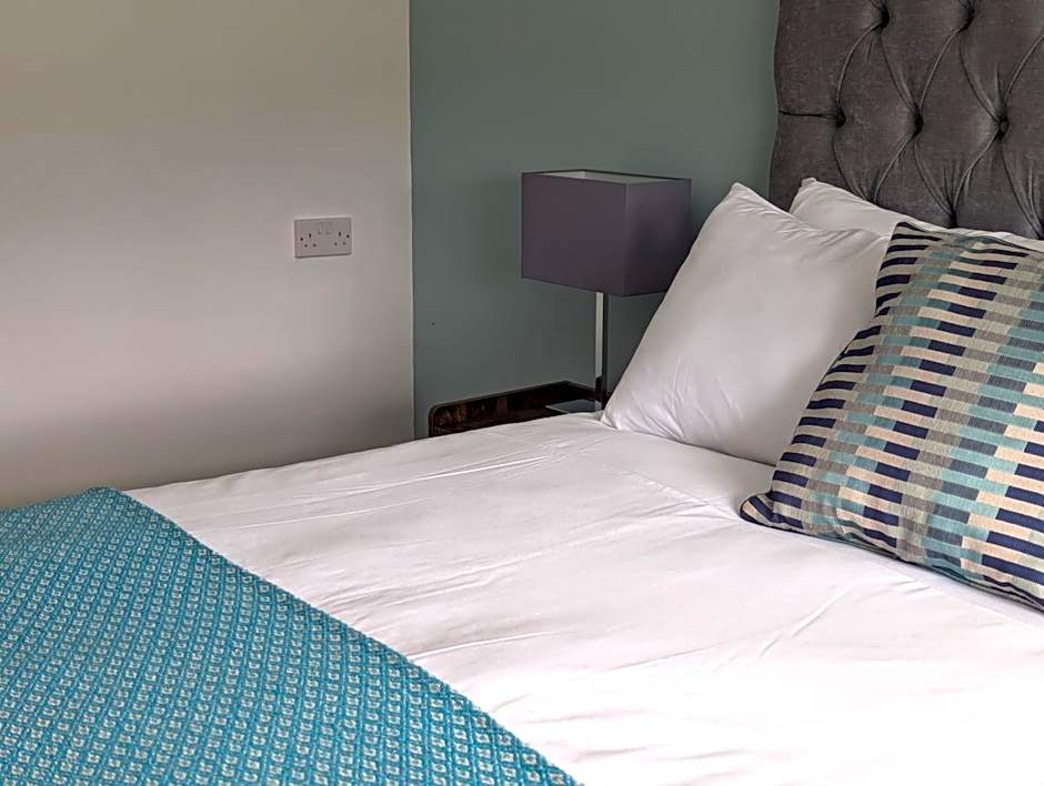 The Lodge by Cefn Tilla