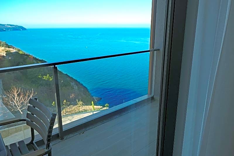 BLUE MUDANYA HOTEL