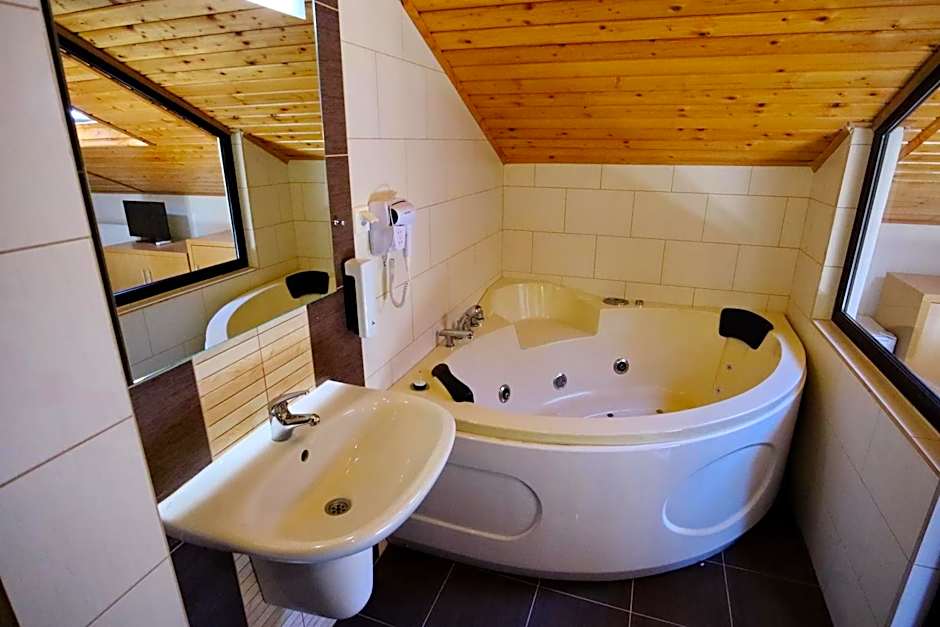 Хотел Свети Трифон