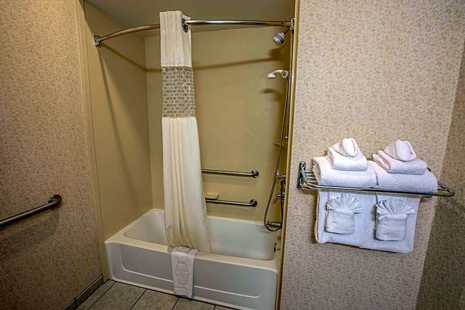 Hampton Inn By Hilton Hadley Amherst Area