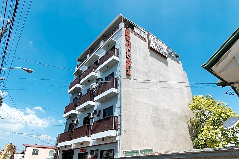 RedDoorz near NAIA Terminal 1