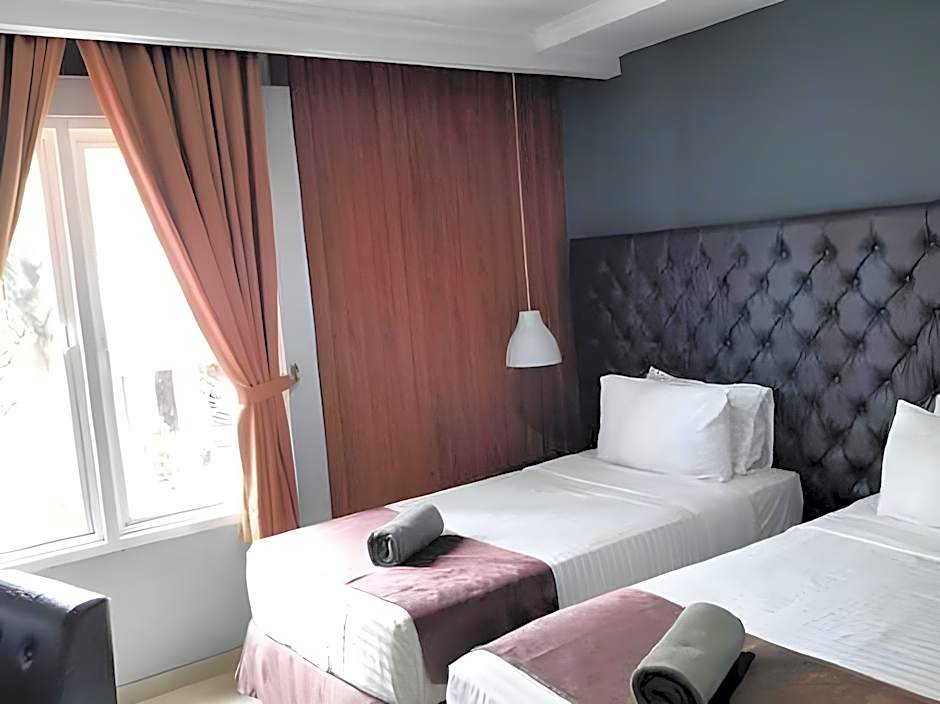 Rizen Premiere Hotel
