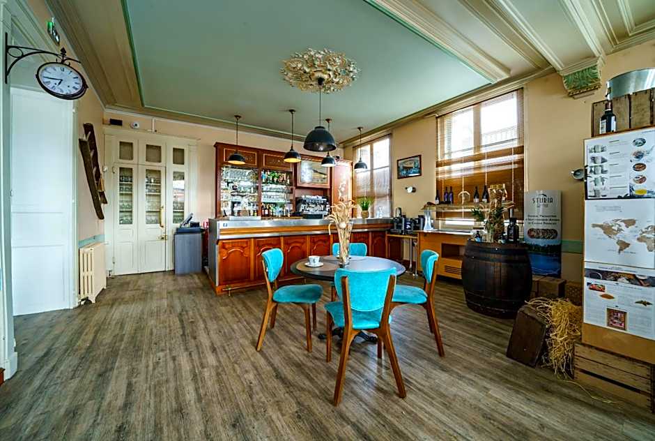 Logis Le Grand Hotel