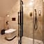 Hotel Octarna - Free On-site Parking