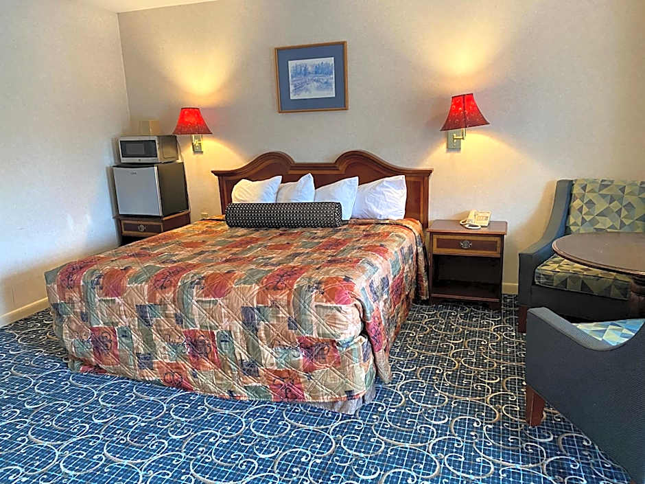 Economy Lodge 682 Main St Sturbridge