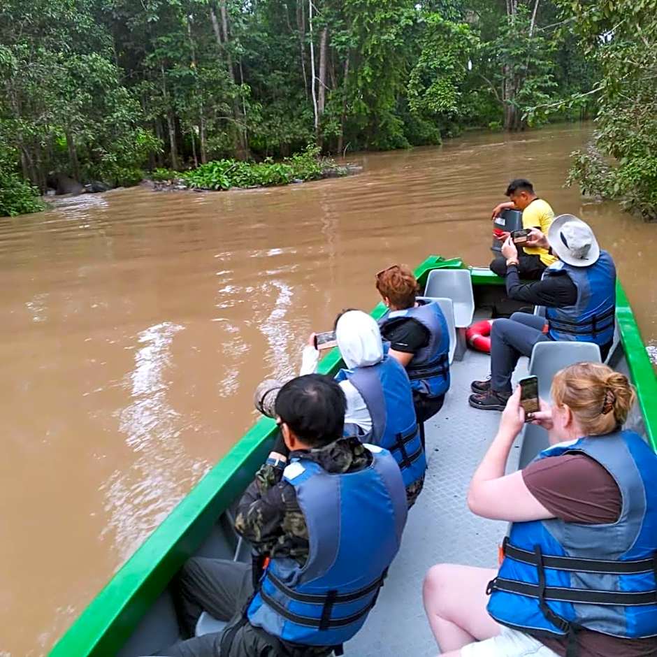 Borneo Jungle Adventure