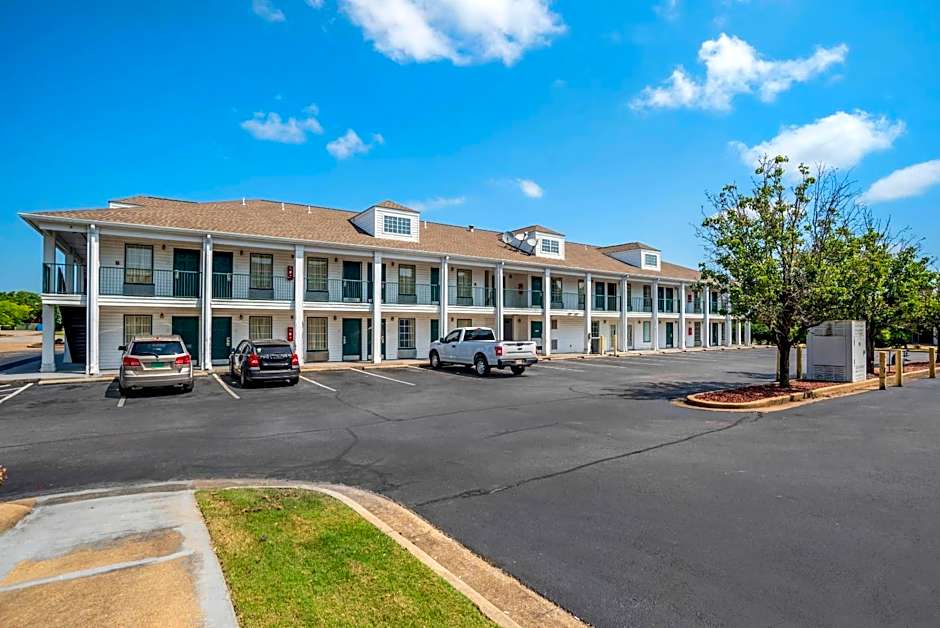 Econo Lodge Tupelo Barnes Crossing