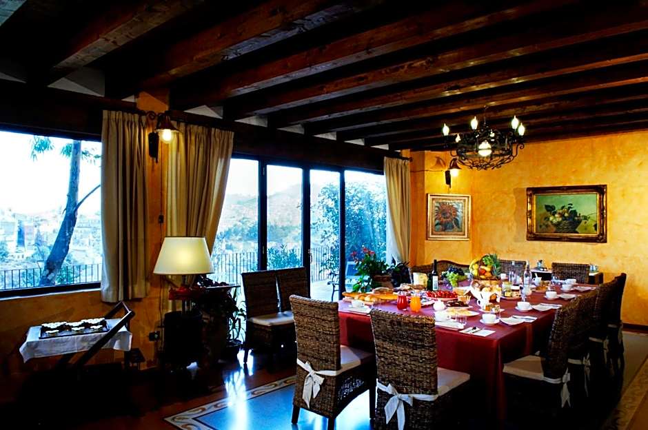 La Casa sulla Collina d'Oro