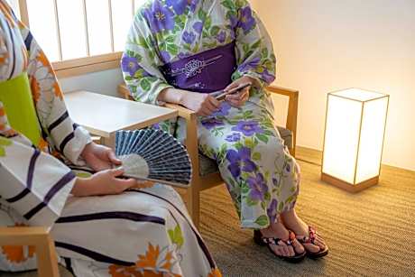 Deluxe Twin Room (Triple Use) - Non-Smoking