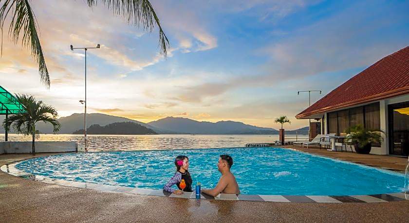 Whiterock Beach Hotel and Waterpark