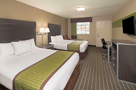 1 King Bed 1 Queen Bed Efficiency Room Non Smoking